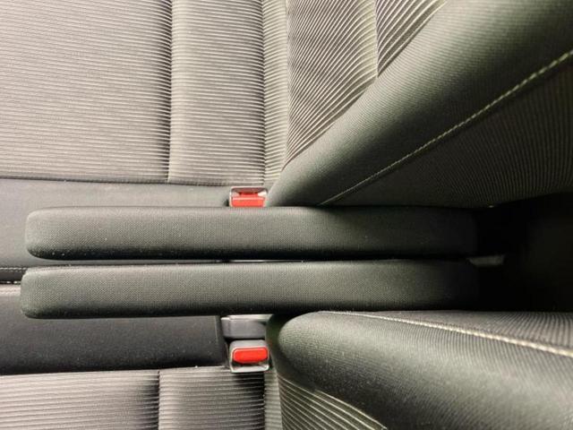 セレナ ｅパワーハイウェイスターＶ　保証書／純正　１０インチ　ＳＤナビ／フリップダウンモニター　純正　１１インチ／インテリジェントルームミラー／エマージェンシーブレーキ／両側電動スライドドア／アラウンドビューモニター　全周囲カメラ（33枚目）