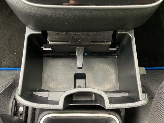 セレナ ｅパワーハイウェイスターＶ　保証書／純正　１０インチ　ＳＤナビ／フリップダウンモニター　純正　１１インチ／インテリジェントルームミラー／エマージェンシーブレーキ／両側電動スライドドア／アラウンドビューモニター　全周囲カメラ（36枚目）