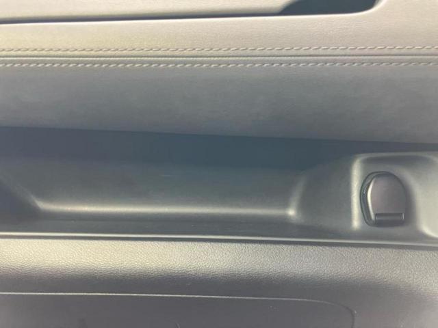 セレナ ｅパワーハイウェイスターＶ　保証書／純正　１０インチ　ＳＤナビ／フリップダウンモニター　純正　１１インチ／インテリジェントルームミラー／エマージェンシーブレーキ／両側電動スライドドア／アラウンドビューモニター　全周囲カメラ（38枚目）