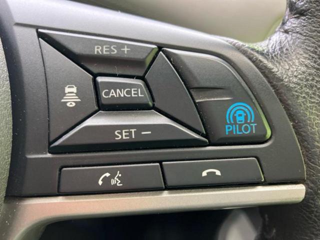 セレナ ｅパワーハイウェイスターＶ　保証書／純正　１０インチ　ＳＤナビ／フリップダウンモニター　純正　１１インチ／インテリジェントルームミラー／エマージェンシーブレーキ／両側電動スライドドア／アラウンドビューモニター　全周囲カメラ（43枚目）