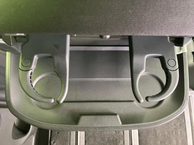 セレナ ｅパワーハイウェイスターＶ　保証書／純正　１０インチ　ＳＤナビ／フリップダウンモニター　純正　１１インチ／インテリジェントルームミラー／エマージェンシーブレーキ／両側電動スライドドア／アラウンドビューモニター　全周囲カメラ（46枚目）