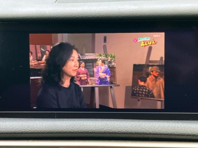 IS IS300h Fスポーツ 新品タイヤ/保証書/純正 SDナビ/シートヒーター 前席/シート ハーフレザー/パーキングアシスト バックガイド/ヘッドランプ LED/Bluetooth接続/ETC2.0 バックカメラ 電動シート(12枚目)