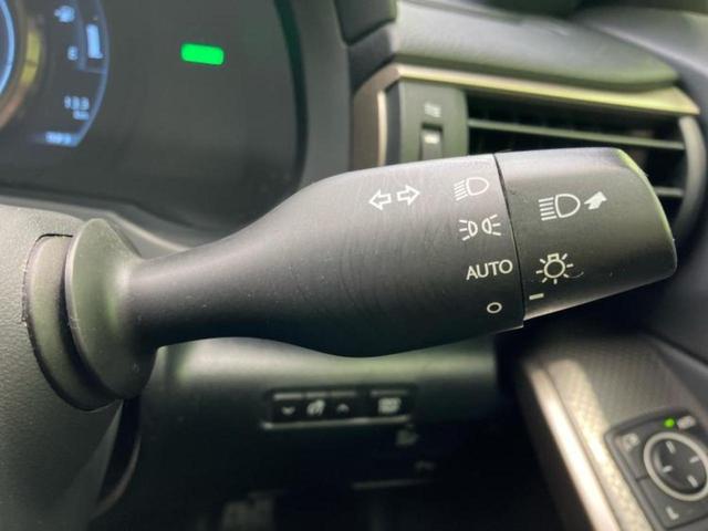 IS IS300h Fスポーツ 新品タイヤ/保証書/純正 SDナビ/シートヒーター 前席/シート ハーフレザー/パーキングアシスト バックガイド/ヘッドランプ LED/Bluetooth接続/ETC2.0 バックカメラ 電動シート(16枚目)