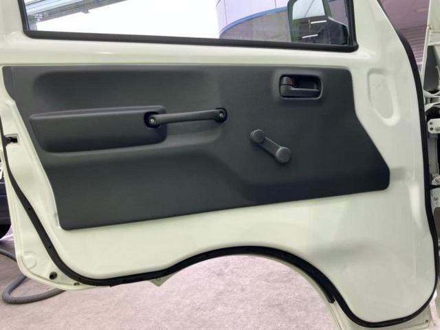 キャリイトラック ４ＷＤ　ＫＣ　保証書／ＡＢＳ／横滑り防止装置／アイドリングストップ／禁煙車／エアバッグ　運転席／エアバッグ　助手席／パワーステアリング／ワンオーナー／マニュアルエアコン／取扱説明書／ユーザー買取車／三方開／ラジオ（8枚目）