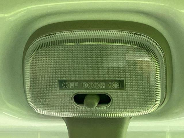 キャリイトラック ４ＷＤ　ＫＣ　保証書／ＡＢＳ／横滑り防止装置／アイドリングストップ／禁煙車／エアバッグ　運転席／エアバッグ　助手席／パワーステアリング／ワンオーナー／マニュアルエアコン／取扱説明書／ユーザー買取車／三方開／ラジオ（17枚目）