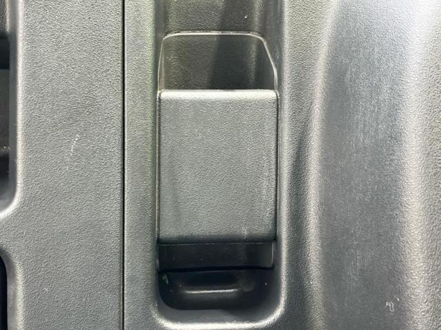 キャリイトラック ４ＷＤ　ＫＣ　保証書／ＡＢＳ／横滑り防止装置／アイドリングストップ／禁煙車／エアバッグ　運転席／エアバッグ　助手席／パワーステアリング／ワンオーナー／マニュアルエアコン／取扱説明書／ユーザー買取車／三方開／ラジオ（26枚目）