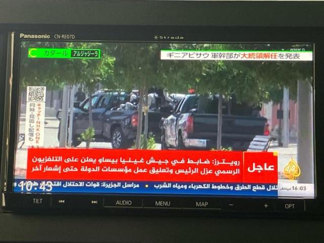 タント カスタムＲＳ　新品タイヤ／保証書／社外　ＳＤナビ／スマートアシスト（トヨタ・ダイハツ）／両側電動スライドドア／パノラマモニター／車線逸脱防止支援システム／シート　ハーフレザー／ヘッドランプ　ＬＥＤ　全周囲カメラ（12枚目）