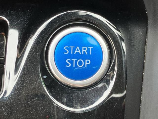 キックス Ｘツートーンインテリアエディション　保証書／純正　９インチ　ＳＤナビ／インテリジェントルームミラー／衝突安全装置／シートヒーター／アラウンドビューモニター／車線逸脱防止支援システム／シート　合皮／プロパイロット／ヘッドランプ　ＬＥＤ（24枚目）