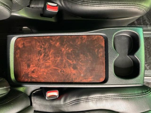 アルファード ２４０Ｓ　純正　８インチ　ＳＤナビ／フリップダウンモニター／両側電動スライドドア／ヘッドランプ　ＬＥＤ／ＥＴＣ／ＥＢＤ付ＡＢＳ／横滑り防止装置／エアバッグ　運転席／エアバッグ　助手席／エアバッグ　サイド（41枚目）