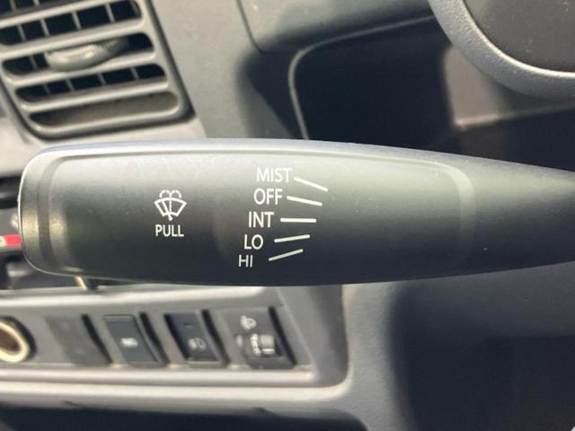 キャリイトラック ４ＷＤ　ＫＣ　保証書／エアバッグ　運転席／エアバッグ　助手席／パワーステアリング／ワンオーナー／マニュアルエアコン／取扱説明書／デュアルエアバッグ／ヘッドライトレベライザー／ＣＤ／ラジオ　４ＷＤ（13枚目）