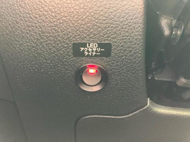 レヴォーグ 4WD1.6STIスポーツアイサイト 純正 9インチ SDナビ/スマートリヤビューミラー/衝突安全装置/シートヒーター 前席/車線逸脱防止支援システム/シート フルレザー/ドライブレコーダー 純正/ヘッドランプ LED 革シート 4WD(36枚目)