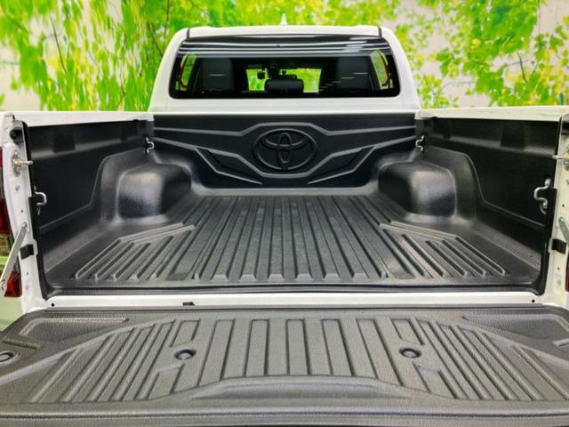 ハイラックス ４ＷＤ　Ｚ　ＧＲスポーツ　保証書／ディスプレイオーディオ＋ナビ８インチ／衝突安全装置／全方位モニター／車線逸脱防止支援システム／シート　ハーフレザー／ドライブレコーダー　前後／ヘッドランプ　ＬＥＤ／ＵＳＢジャック　全周囲カメラ（8枚目）