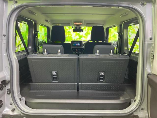 ジムニー ４ＷＤ　ＸＣ　保証書／ディスプレイオーディオ／セーフティサポート（スズキ）／シートヒーター　前席／車線逸脱防止支援システム／ヘッドランプ　ＬＥＤ／ＥＴＣ／ＥＢＤ付ＡＢＳ／横滑り防止装置／バックモニター／ターボ（8枚目）