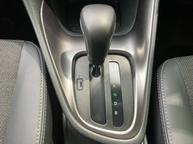 ヤリス ４ＷＤハイブリッドＺ　保証書／ディスプレイオーディオ＋ナビ／トヨタセーフティセンス／シートヒーター　前席／パノラミックビューモニター／車線逸脱防止支援システム／シート　ハーフレザー／ヘッドランプ　ＬＥＤ　全周囲カメラ（17枚目）