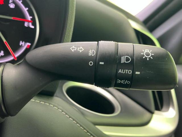 ノア S-Z 保証書/純正 10インチ SDナビ/フリップダウンモニター 純正 14インチ/トヨタセーフティセンス/両側電動スライドドア/シートヒーター/車線逸脱防止支援システム/シート ハーフレザー バックカメラ(18枚目)