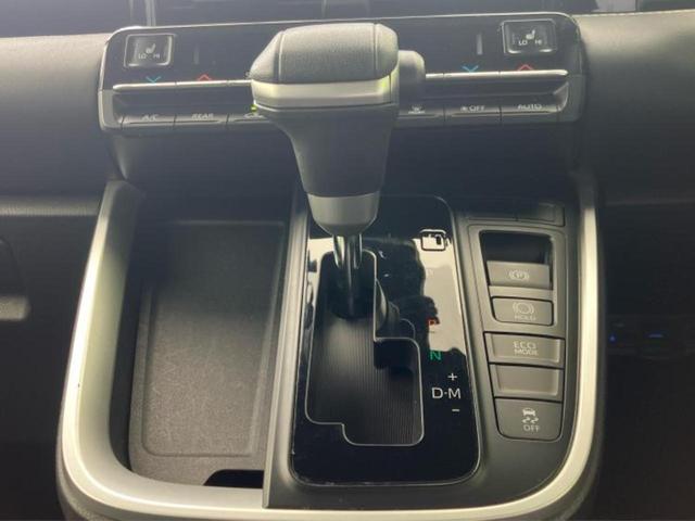 ノア S-Z 保証書/純正 10インチ SDナビ/フリップダウンモニター 純正 14インチ/トヨタセーフティセンス/両側電動スライドドア/シートヒーター/車線逸脱防止支援システム/シート ハーフレザー バックカメラ(25枚目)