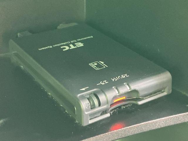 セレナ ハイウェイスターＨＶ　Ｖセレクション　新品タイヤ／純正　ＳＤナビ／フリップダウンモニター／両側電動スライドドア／Ｂｌｕｅｔｏｏｔｈ接続／ＥＴＣ／ＥＢＤ付ＡＢＳ／横滑り防止装置／アイドリングストップ／クルーズコントロール／バックモニター（25枚目）