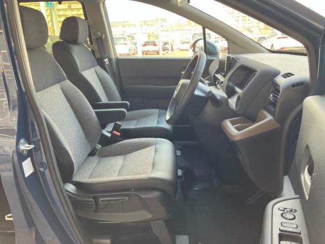 フリード ｅＨＥＶエアーＥＸ　保証書／純正　９インチ　メモリーナビ／ホンダセンシング／両側電動スライドドア／シートヒーター　前席／車線逸脱防止支援システム／登録済未使用車／ヘッドランプ　ＬＥＤ／Ｂｌｕｅｔｏｏｔｈ接続　バックカメラ（4枚目）