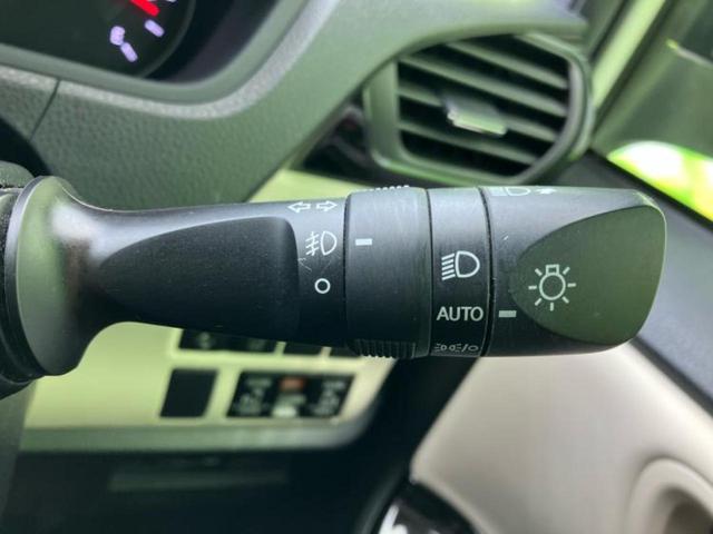 ノア Ｓｉダブルバイビー２　新品タイヤ／社外　ＳＤナビ／衝突安全装置／両側電動スライドドア／車線逸脱防止支援システム／シート　ハーフレザー／ドライブレコーダー　３６０°／ヘッドランプ　ＬＥＤ／Ｂｌｕｅｔｏｏｔｈ接続／ＥＴＣ（15枚目）