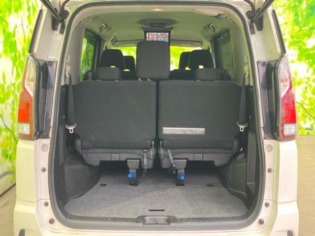 セレナ ハイウェイスター 新品タイヤ/保証書/純正 SDナビ/フリップダウンモニター/エマージェンシーブレーキ/電動スライドドア/車線逸脱防止支援システム/ヘッドランプ LED/Bluetooth接続/EBD付ABS(20枚目)