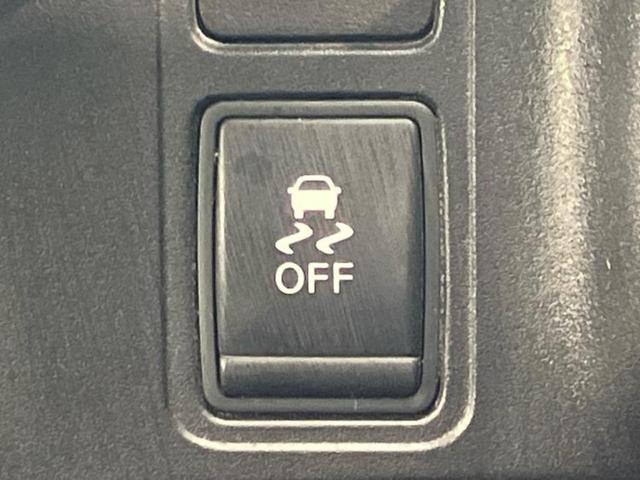 セレナ ハイウェイスター 新品タイヤ/保証書/純正 SDナビ/フリップダウンモニター/エマージェンシーブレーキ/電動スライドドア/車線逸脱防止支援システム/ヘッドランプ LED/Bluetooth接続/EBD付ABS(26枚目)