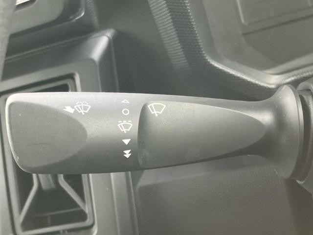 タフト Ｘ　新品タイヤ／ガラスルーフ／保証書／スマートアシスト（トヨタ・ダイハツ）／車線逸脱防止支援システム／ヘッドランプ　ＬＥＤ／横滑り防止装置／アイドリングストップ／禁煙車／エアバッグ　運転席　レーンアシスト（12枚目）