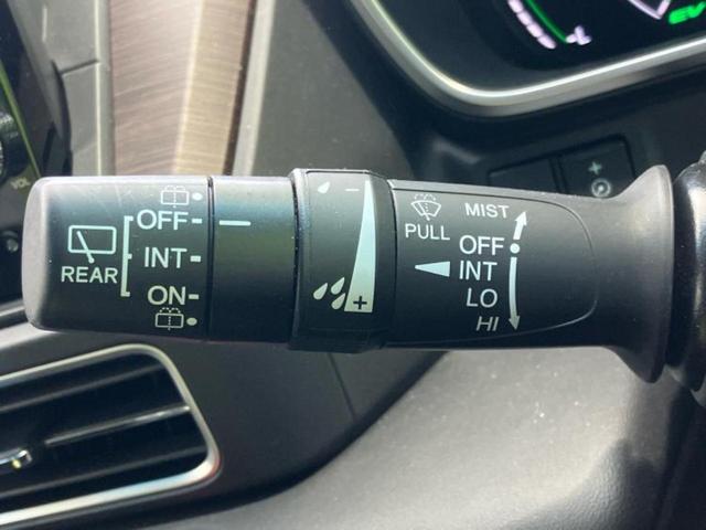 オデッセイハイブリッド ｅＨＥＶアブソルート・ＥＸ　新品タイヤ／保証書／純正　１０インチ　ＳＤナビ／フリップダウンモニター　社外　１１．５インチ／ホンダセンシング／両側電動スライドドア／シートヒーター　前席／全方位モニター／車線逸脱防止支援システム（18枚目）