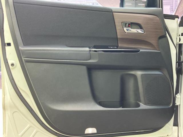 オデッセイハイブリッド ｅＨＥＶアブソルート・ＥＸ　新品タイヤ／保証書／純正　１０インチ　ＳＤナビ／フリップダウンモニター　社外　１１．５インチ／ホンダセンシング／両側電動スライドドア／シートヒーター　前席／全方位モニター／車線逸脱防止支援システム（23枚目）