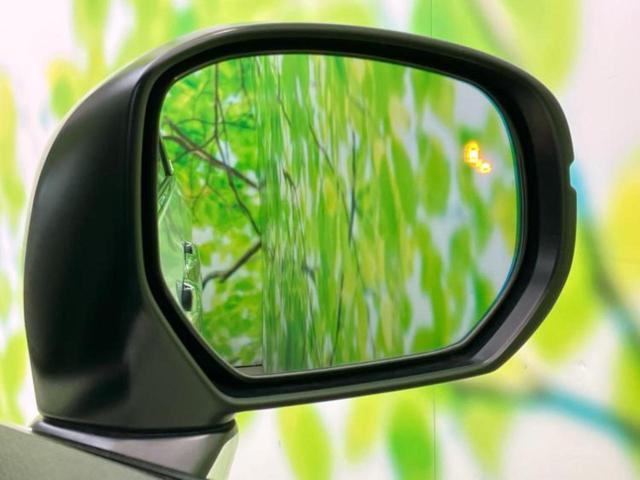 オデッセイハイブリッド ｅＨＥＶアブソルート・ＥＸ　新品タイヤ／保証書／純正　１０インチ　ＳＤナビ／フリップダウンモニター　社外　１１．５インチ／ホンダセンシング／両側電動スライドドア／シートヒーター　前席／全方位モニター／車線逸脱防止支援システム（36枚目）