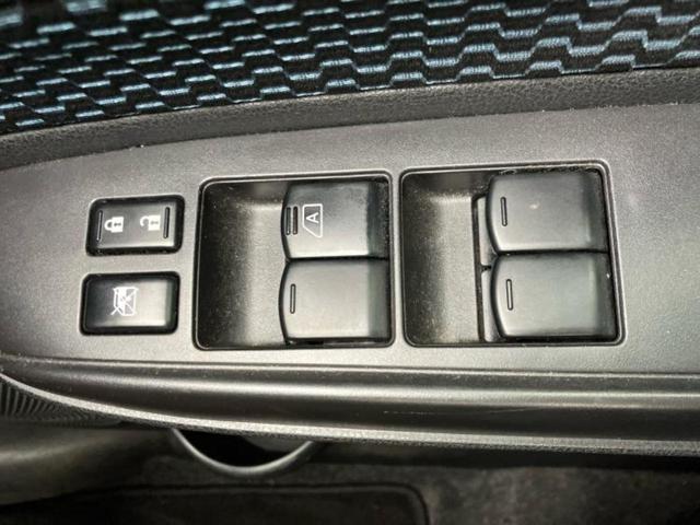 ノート Ｘ　ＤＩＧ－Ｓ　純正　ＳＤナビ／エマージェンシーブレーキ／車線逸脱防止支援システム／Ｂｌｕｅｔｏｏｔｈ接続／ＥＢＤ付ＡＢＳ／横滑り防止装置／アイドリングストップ／フルセグＴＶ／ＤＶＤ／エアバッグ　運転席　ＤＶＤ再生（25枚目）