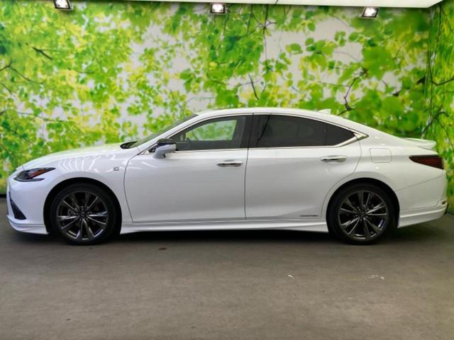 ＥＳ ＥＳ３００ｈ　Ｆスポーツ　新品タイヤ／サンルーフ／純正エアロ／保証書／純正　ナビ／デジタルインナーミラー／プリクラッシュセーフティ／シートヒーター／パノラミックビューモニター／車線逸脱防止支援システム／シート　フルレザー（2枚目）