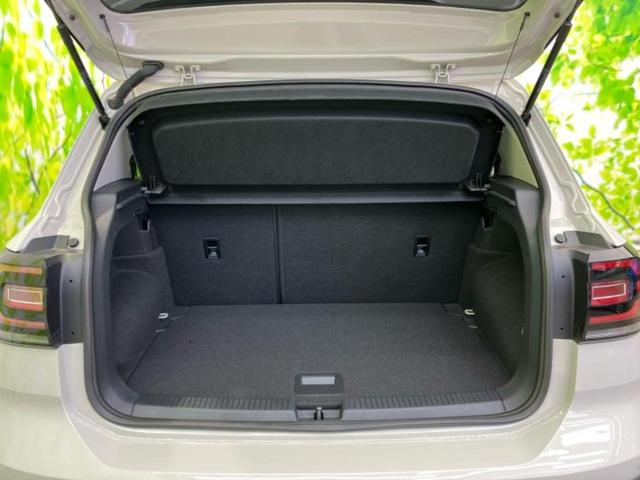 Ｔ－クロス ＴＳＩアクティブ　新品タイヤ／保証書／純正　ＳＤナビ／衝突安全装置／車線逸脱防止支援システム／ヘッドランプ　ＬＥＤ／Ｂｌｕｅｔｏｏｔｈ接続／ＥＴＣ２．０／ＥＢＤ付ＡＢＳ／横滑り防止装置／アイドリングストップ（8枚目）