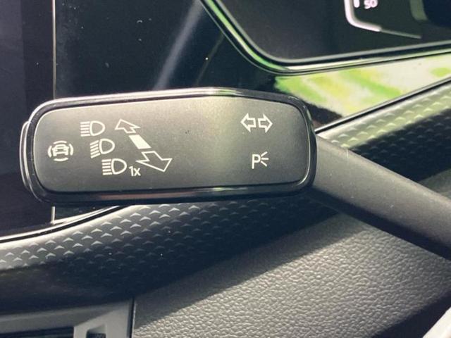 Ｔ－クロス ＴＳＩアクティブ　新品タイヤ／保証書／純正　ＳＤナビ／衝突安全装置／車線逸脱防止支援システム／ヘッドランプ　ＬＥＤ／Ｂｌｕｅｔｏｏｔｈ接続／ＥＴＣ２．０／ＥＢＤ付ＡＢＳ／横滑り防止装置／アイドリングストップ（15枚目）