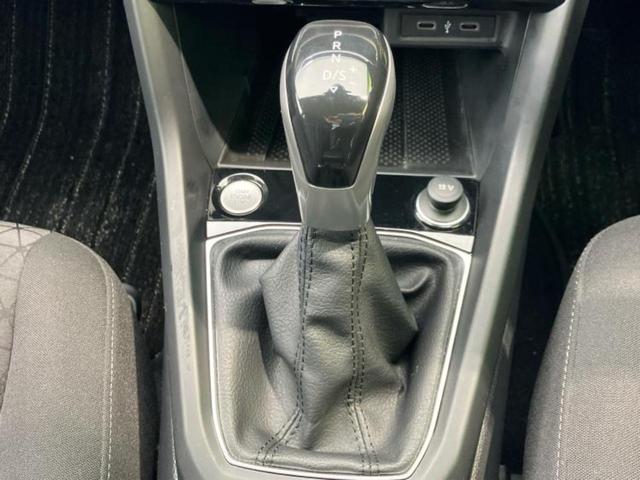 Ｔ－クロス ＴＳＩアクティブ　新品タイヤ／保証書／純正　ＳＤナビ／衝突安全装置／車線逸脱防止支援システム／ヘッドランプ　ＬＥＤ／Ｂｌｕｅｔｏｏｔｈ接続／ＥＴＣ２．０／ＥＢＤ付ＡＢＳ／横滑り防止装置／アイドリングストップ（17枚目）