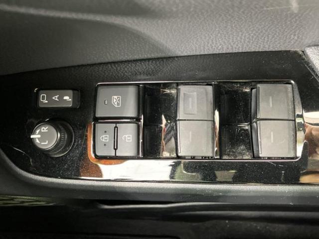 プリウス Ｓツーリングセレクション　純正エアロ／保証書／純正　９インチ　ＳＤナビ／衝突安全装置／シートヒーター　前席／車線逸脱防止支援システム／シート　合皮／ドライブレコーダー　純正／ヘッドランプ　ＬＥＤ／Ｂｌｕｅｔｏｏｔｈ接続　ＥＴＣ（26枚目）