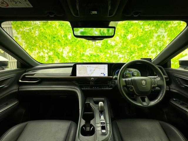 クラウンクロスオーバー ４ＷＤ　Ｇアドバンスドレザーパッケージ　新品タイヤ／純正エアロ／保証書／ディスプレイオーディオ＋ナビ／デジタルインナーミラー／トヨタセーフティセンス／シートヒーター　前席／パノラミックビューモニター／車線逸脱防止支援システム　革シート（4枚目）