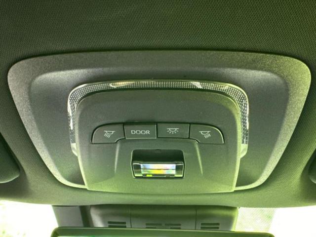 クラウンクロスオーバー ４ＷＤ　Ｇアドバンスドレザーパッケージ　新品タイヤ／純正エアロ／保証書／ディスプレイオーディオ＋ナビ／デジタルインナーミラー／トヨタセーフティセンス／シートヒーター　前席／パノラミックビューモニター／車線逸脱防止支援システム　革シート（33枚目）