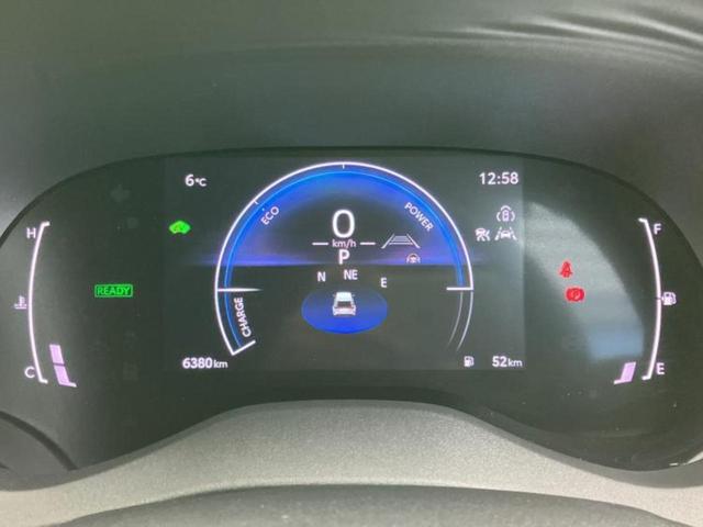 ヤリスクロス ハイブリッドZアドベンチャー 保証書/純正 8インチ メモリーナビ/トヨタセーフティセンス/シートヒーター 前席/パノラミックビューモニター/車線逸脱防止支援システム/シート 合皮/ヘッドランプ LED/USBジャック 電動シート(14枚目)