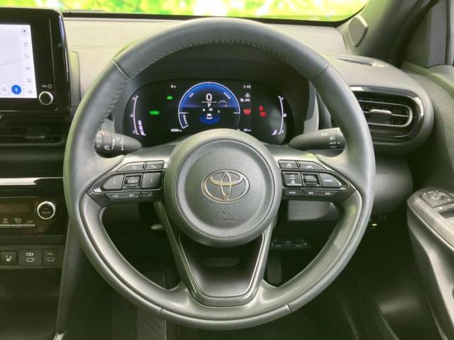 ヤリスクロス ハイブリッドZアドベンチャー 保証書/純正 8インチ メモリーナビ/トヨタセーフティセンス/シートヒーター 前席/パノラミックビューモニター/車線逸脱防止支援システム/シート 合皮/ヘッドランプ LED/USBジャック 電動シート(15枚目)