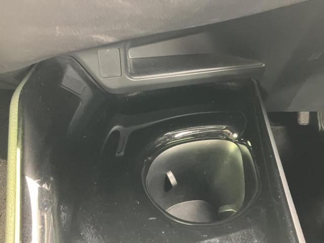 Ｃ－ＨＲ Ｇ　新品タイヤ／保証書／純正　９インチ　ＳＤナビ／トヨタセーフティセンス／シートヒーター／車線逸脱防止支援システム／ヘッドランプ　ＬＥＤ／Ｂｌｕｅｔｏｏｔｈ接続／ＥＴＣ／ＥＢＤ付ＡＢＳ／横滑り防止装置（32枚目）