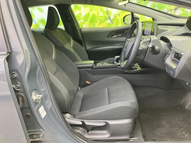 プリウス Ｇ　新品タイヤ／保証書／ディスプレイオーディオ＋ナビ８インチ／衝突安全装置／シートヒーター／全方位モニター／車線逸脱防止支援システム／ドライブレコーダー　純正／ヘッドランプ　ＬＥＤ　衝突被害軽減システム（4枚目）