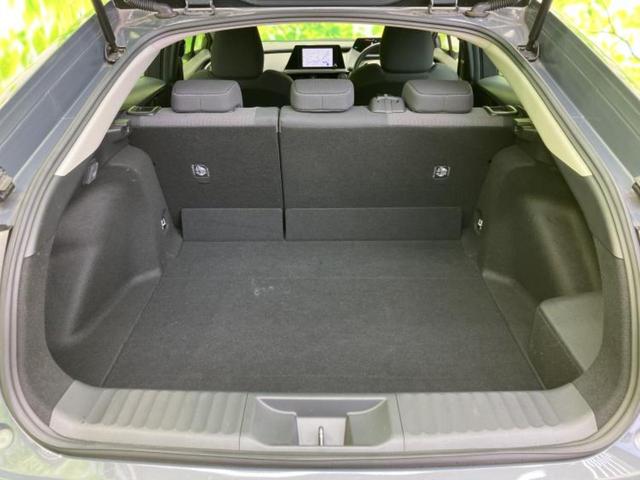 プリウス Ｇ　新品タイヤ／保証書／ディスプレイオーディオ＋ナビ８インチ／衝突安全装置／シートヒーター／全方位モニター／車線逸脱防止支援システム／ドライブレコーダー　純正／ヘッドランプ　ＬＥＤ　衝突被害軽減システム（8枚目）