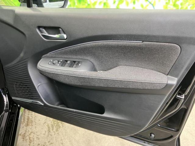 オーラ Ｇレザーエディション　ＢＯＳＥ／保証書／純正　９インチ　ＳＤナビ／インテリジェントルームミラー／エマージェンシーブレーキ／シートヒーター　前席／アラウンドビューモニター／車線逸脱防止支援システム／シート　ハーフレザー（19枚目）