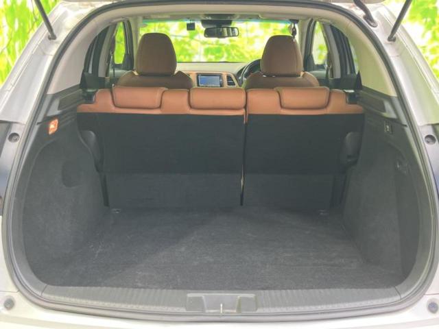 ヴェゼル ハイブリッドＺ・ホンダセンシング　新品タイヤ／保証書／純正　ＳＤナビ／ホンダセンシング／シートヒーター／シート　ハーフレザー／ドライブレコーダー　社外／ヘッドランプ　ＬＥＤ／ＵＳＢジャック／Ｂｌｕｅｔｏｏｔｈ接続／ＥＴＣ　バックカメラ（8枚目）