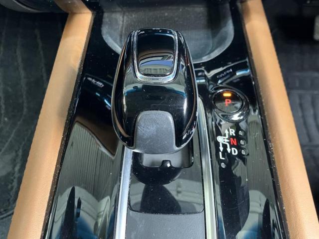 ヴェゼル ハイブリッドＺ・ホンダセンシング　新品タイヤ／保証書／純正　ＳＤナビ／ホンダセンシング／シートヒーター／シート　ハーフレザー／ドライブレコーダー　社外／ヘッドランプ　ＬＥＤ／ＵＳＢジャック／Ｂｌｕｅｔｏｏｔｈ接続／ＥＴＣ　バックカメラ（18枚目）