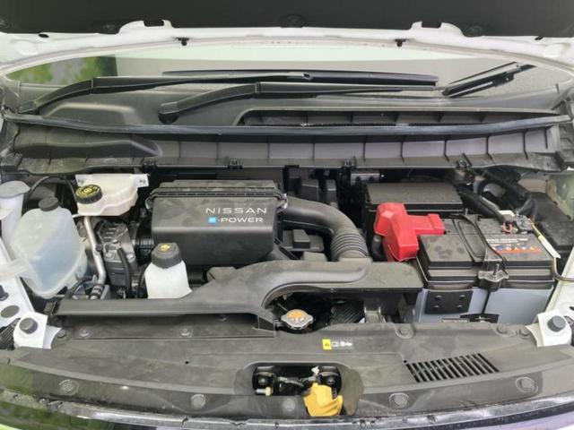 セレナ eパワーハイウェイスターV 新品タイヤ/保証書/純正 SDナビ/インテリジェントルームミラー/衝突安全装置/両側電動スライドドア/アラウンドビューモニター/車線逸脱防止支援システム/シート 合皮/ドライブレコーダー 前後 禁煙車(49枚目)