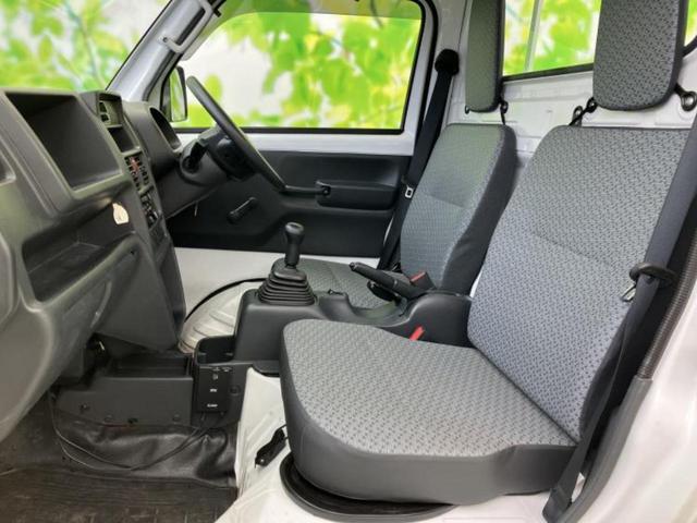 キャリイトラック ４ＷＤ　ＫＣノウハン　新品タイヤ／デジタルインナーミラー／ＥＴＣ／ＡＢＳ／エアバッグ　運転席／エアバッグ　助手席／パワーステアリング／マニュアルエアコン／ユーザー買取車／最大積載量３５０ｋｇ／アクセサリーソケット／ラジオ（5枚目）