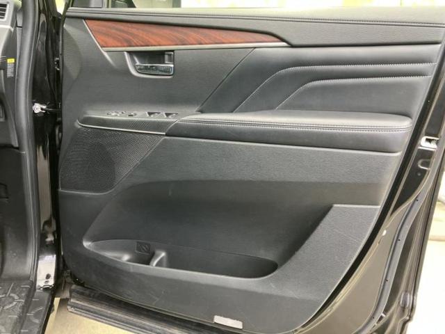 デリカD:5 4WD P 保証書/純正 10インチ SDナビ/フリップダウンモニター/衝突安全装置/両側電動スライドドア/シートヒーター/マルチアラウンドモニター/車線逸脱防止支援システム/シート 合皮/電動バックドア 4WD(21枚目)