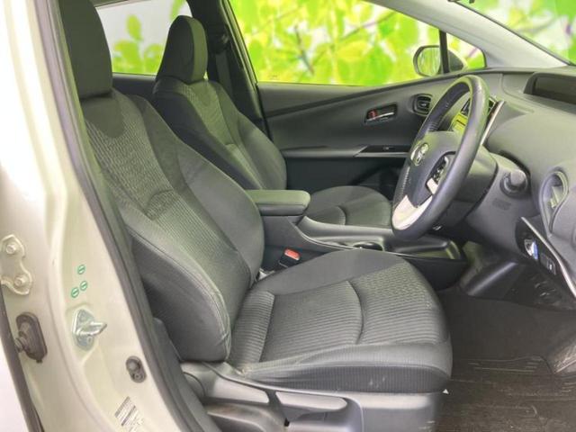 プリウス S 新品タイヤ/保証書/純正 SDナビ/ヘッドランプ LED/Bluetooth接続/ETC/EBD付ABS/横滑り防止装置/バックモニター/フルセグTV/DVD/エアバッグ 運転席 バックカメラ(4枚目)