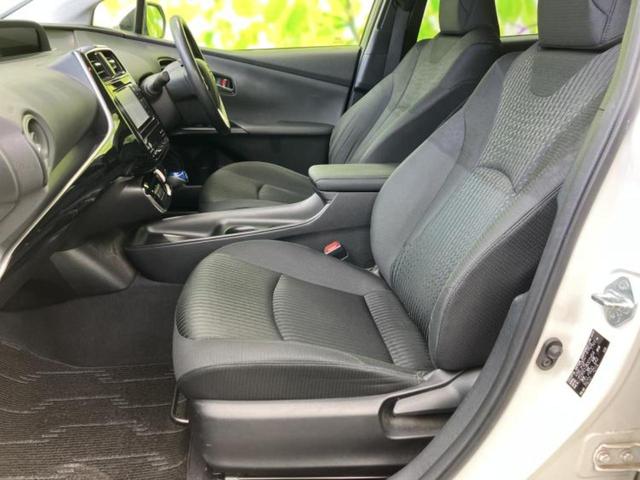 プリウス S 新品タイヤ/保証書/純正 SDナビ/ヘッドランプ LED/Bluetooth接続/ETC/EBD付ABS/横滑り防止装置/バックモニター/フルセグTV/DVD/エアバッグ 運転席 バックカメラ(6枚目)